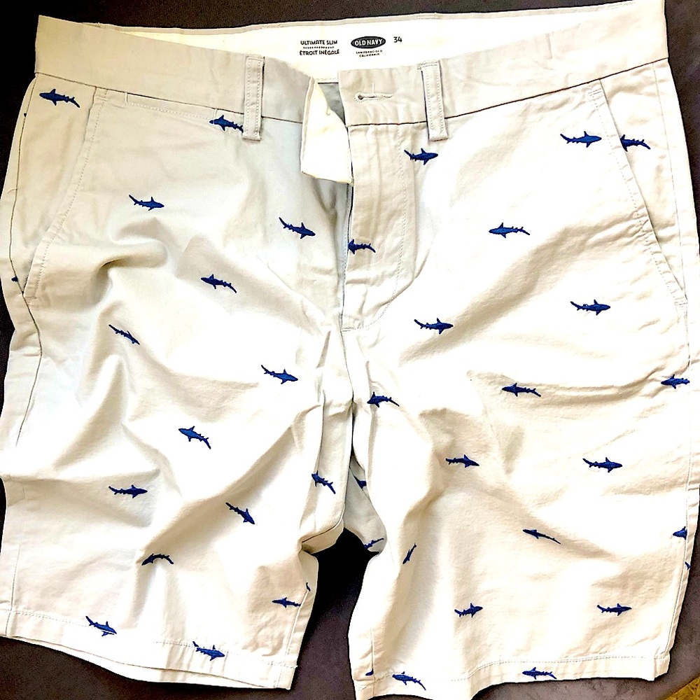 Men’s Old Navy Ultimate Slim Chino Shorts